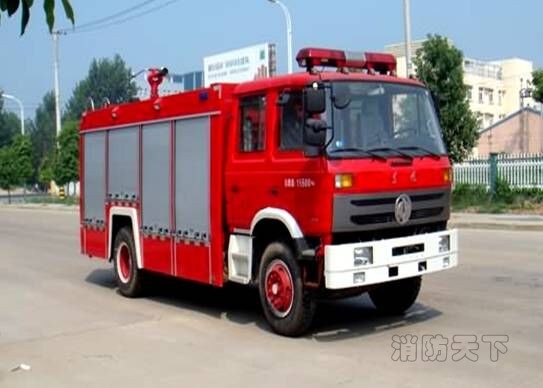 東風(fēng)消防車 7噸消防車 水罐消防車 國四消防車 東風(fēng)消防車 7噸消防車 水罐消防車 國四消防車